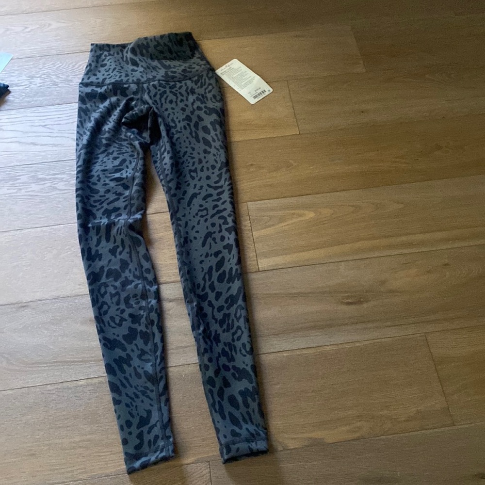 Winder under Lulu pants